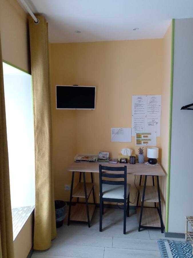 Jonquille Chic La Piccola Venezia Acomodação com café da manhã Vrecourt Exterior foto